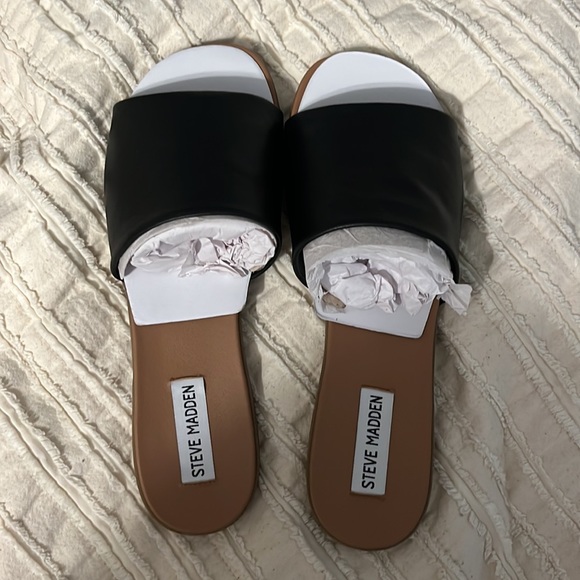 Steve Madden Shoes - Steve Madden Slide Sandal